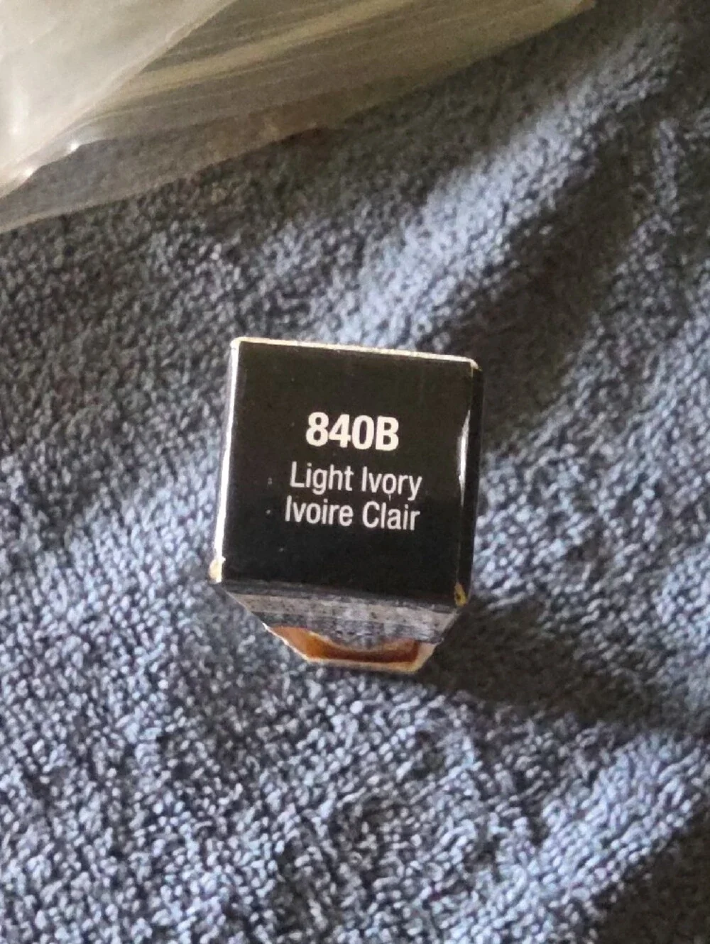 3 For $9 SEE DETAILS Concealer Light Ivory